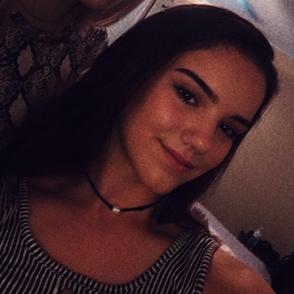 Meet your Posher, Emily - Picture 1 of 1